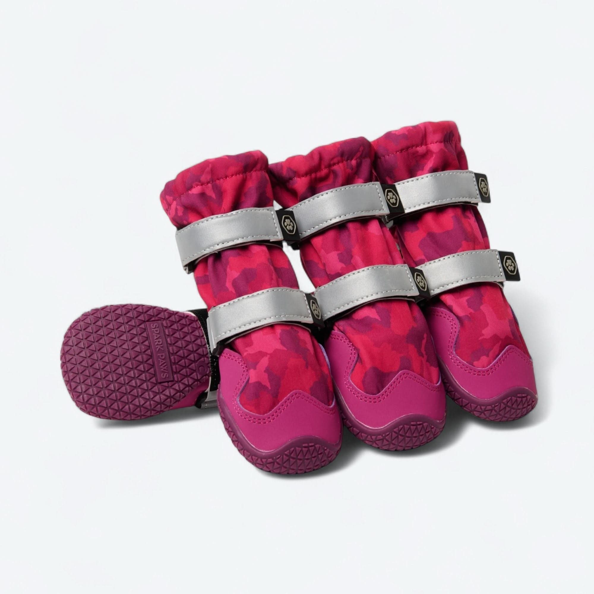 Dog Rainboots. Waterproof Dog Shoes - Fuchsia Camo