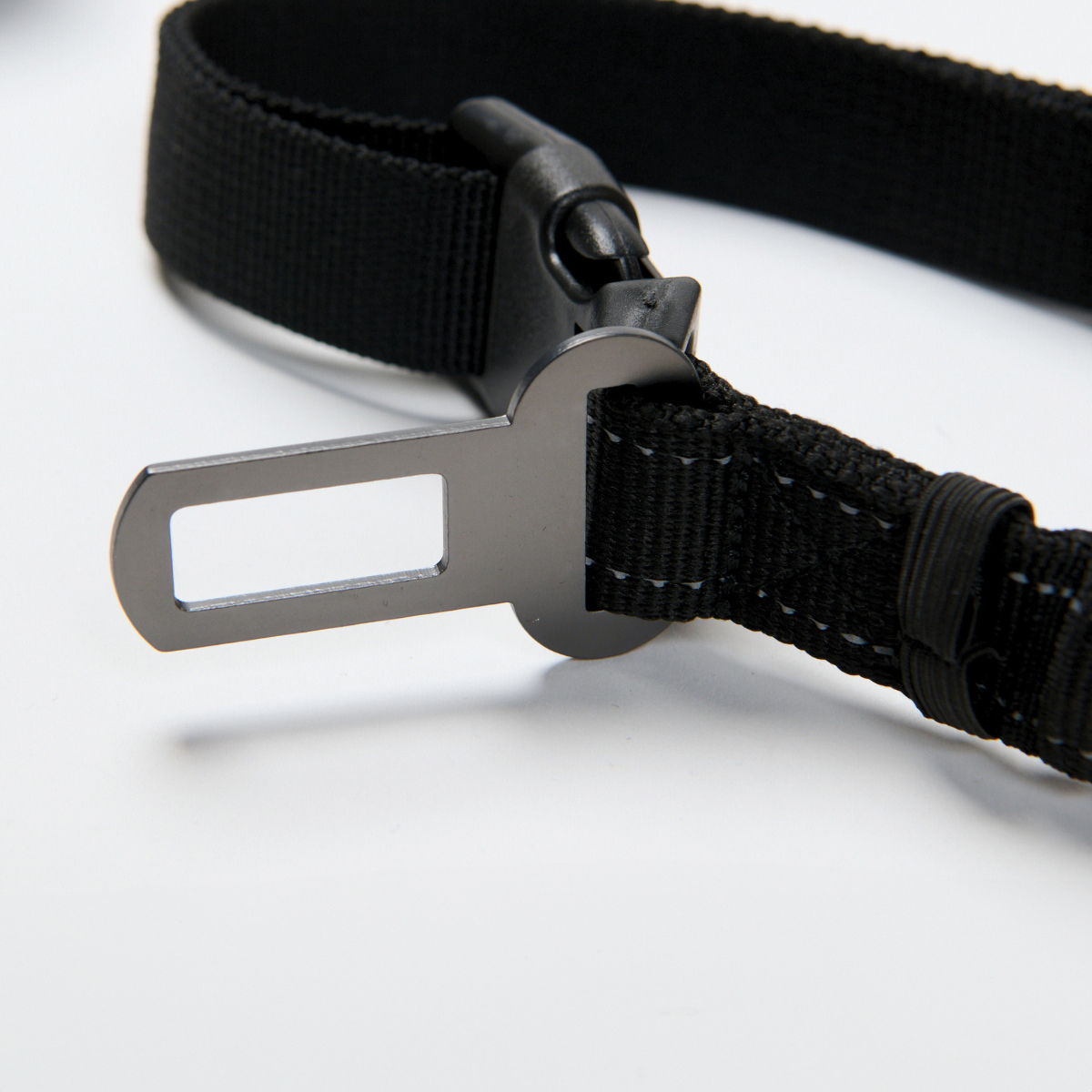 Multipurpose Seatbelt Handsfree Leash & Poop Bag Holder Set - Image 28