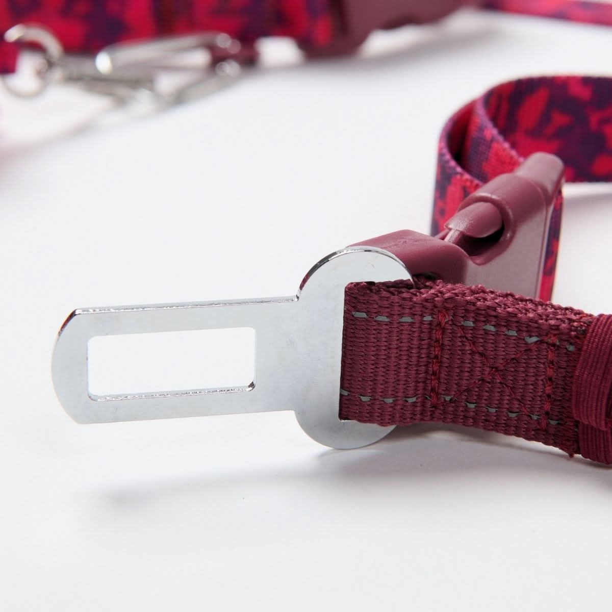 Multipurpose Seatbelt Handsfree Leash & Poop Bag Holder Set - Fuchsia Camo - Image 4