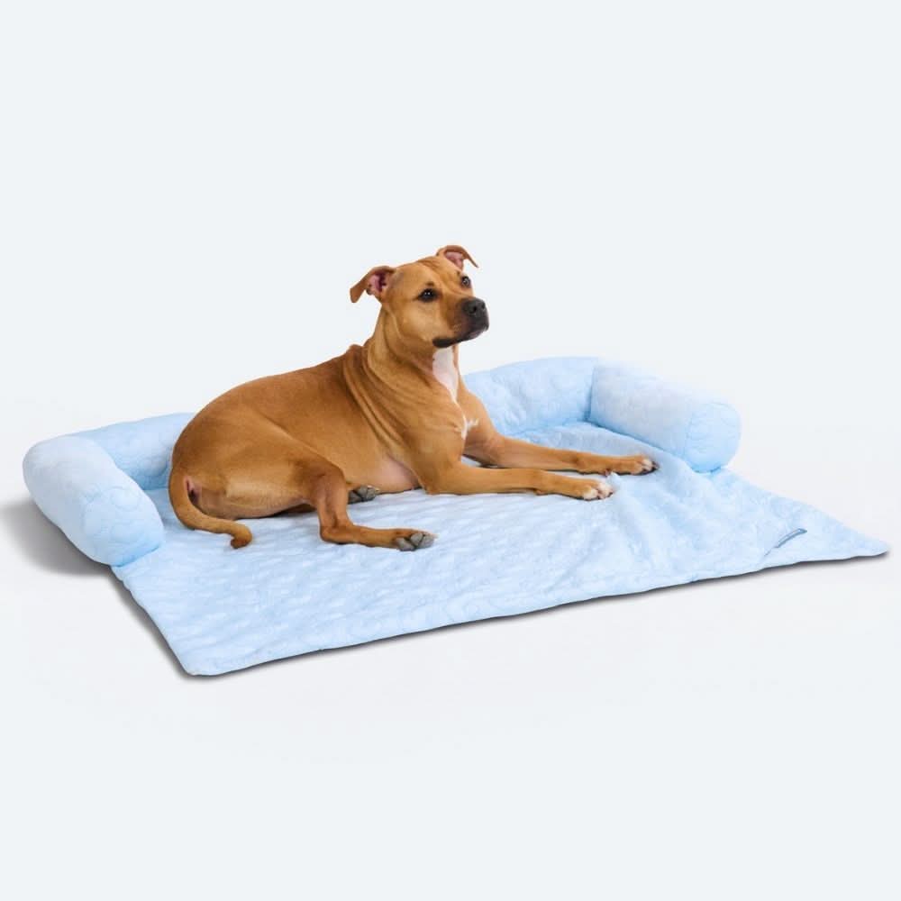 Frostcore™ Cooling Couch Cover Dog Bed - Hearts Blue - Image 4