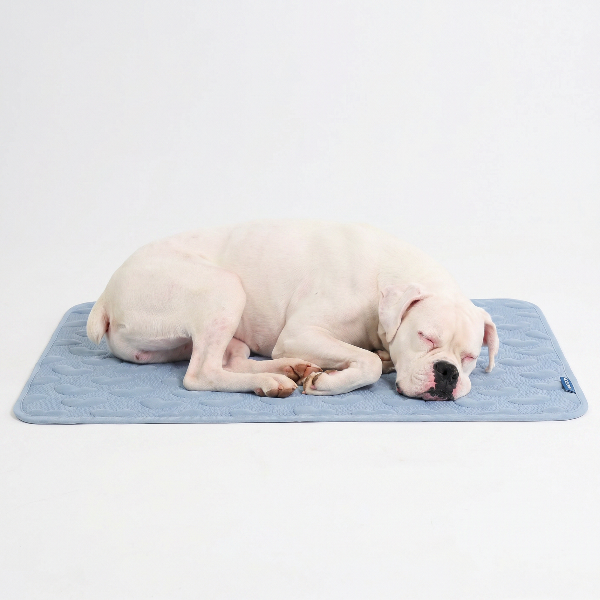 Frostcore™ Cooling Mat - Hearts Ash Blue - Image 4