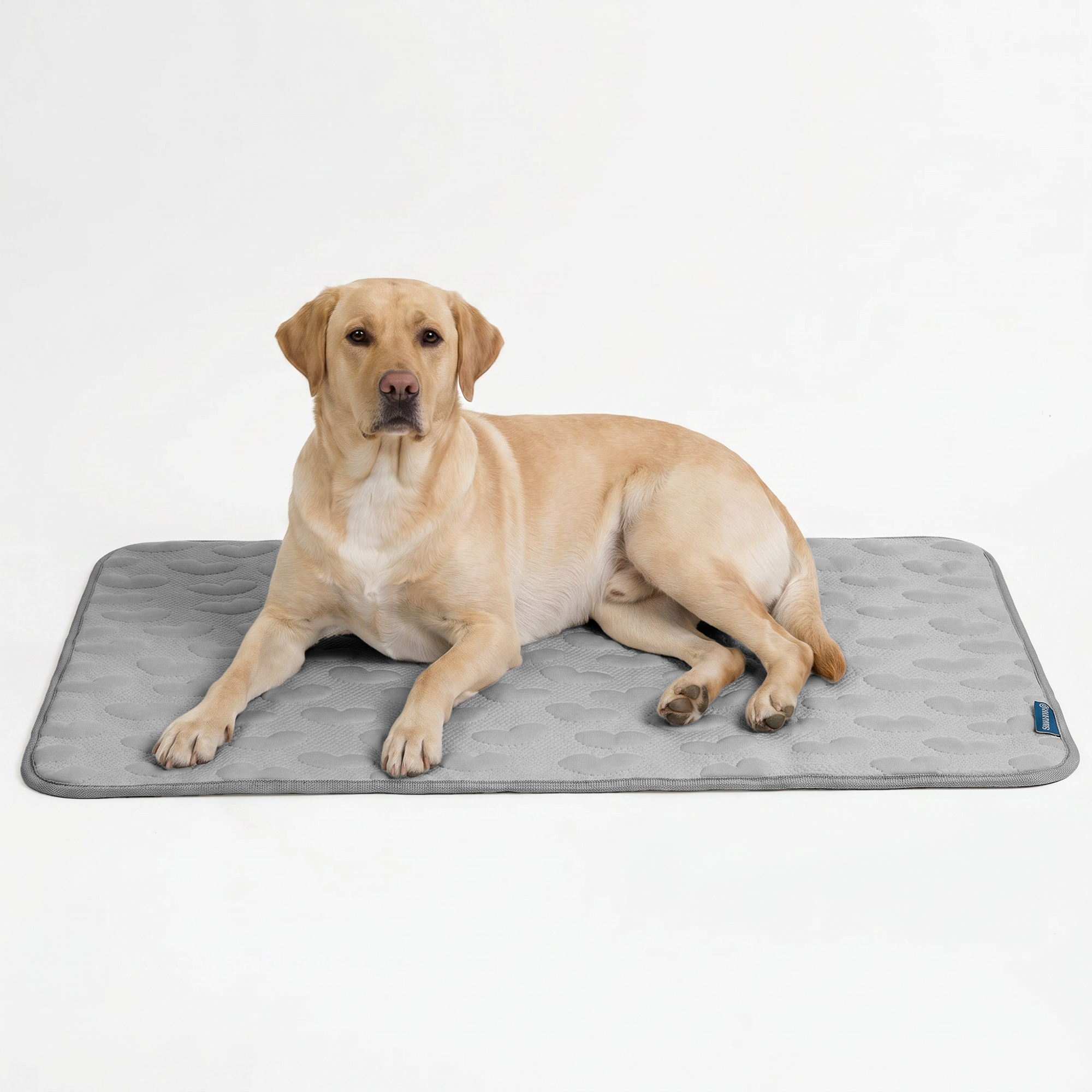 Frostcore™ Cooling Mat - Hearts Grey - Image 5
