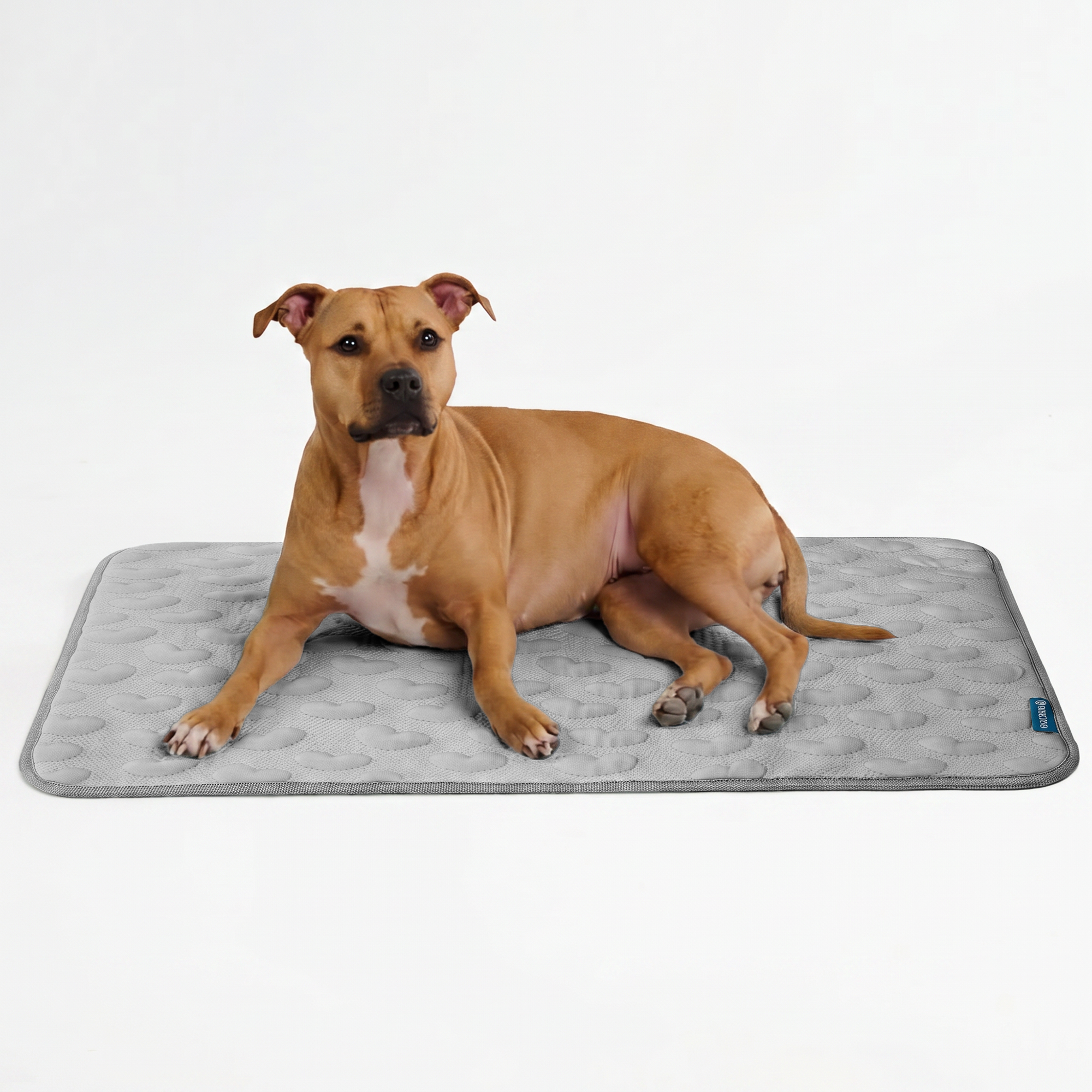 Frostcore™ Cooling Mat - Hearts Grey